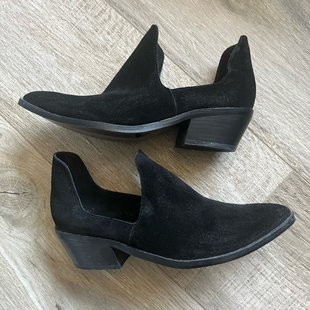 Chinese Laundry Black Leather Suede Booties - Size 8